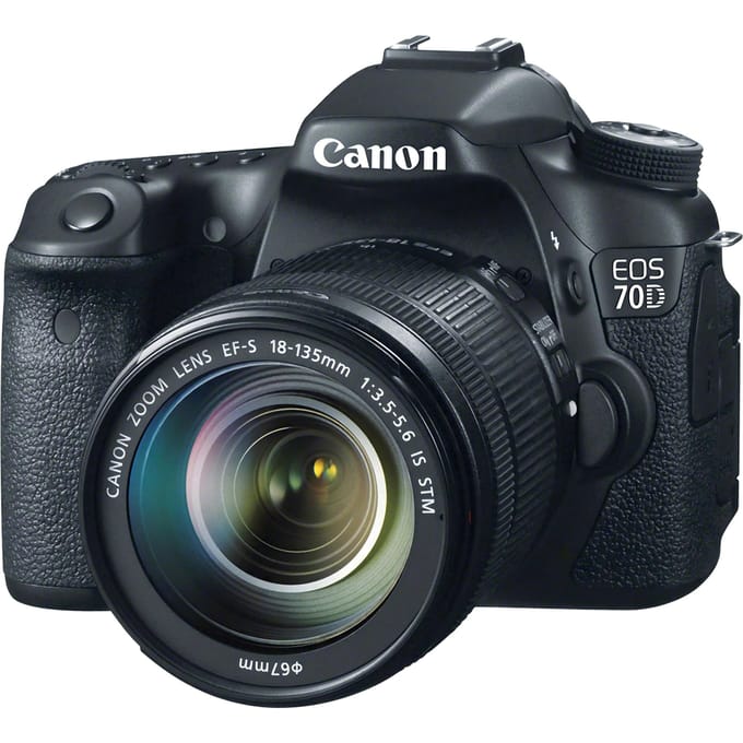 Appareil photo reflex numérique Canon EOS 70D + objectif zoom EF-S 18-135mm f/3.5-5.6 IS STM noir