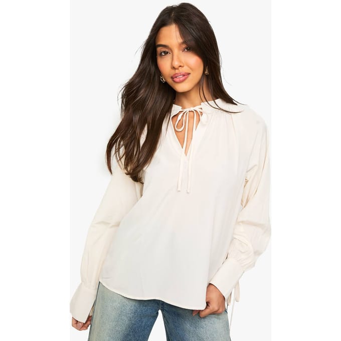 boohoo Dames Gerimpelde blouse met strik-hals | Ecru | Maat: 10
