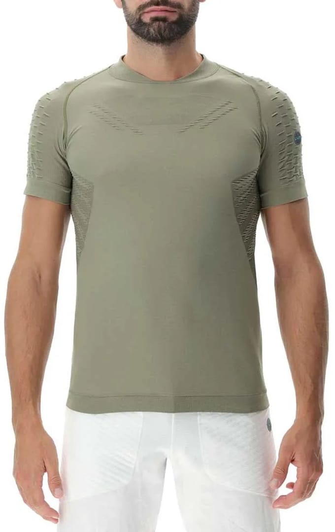 Uyn Run Fit T-shirt Met Korte Mouwen Groen XL Man