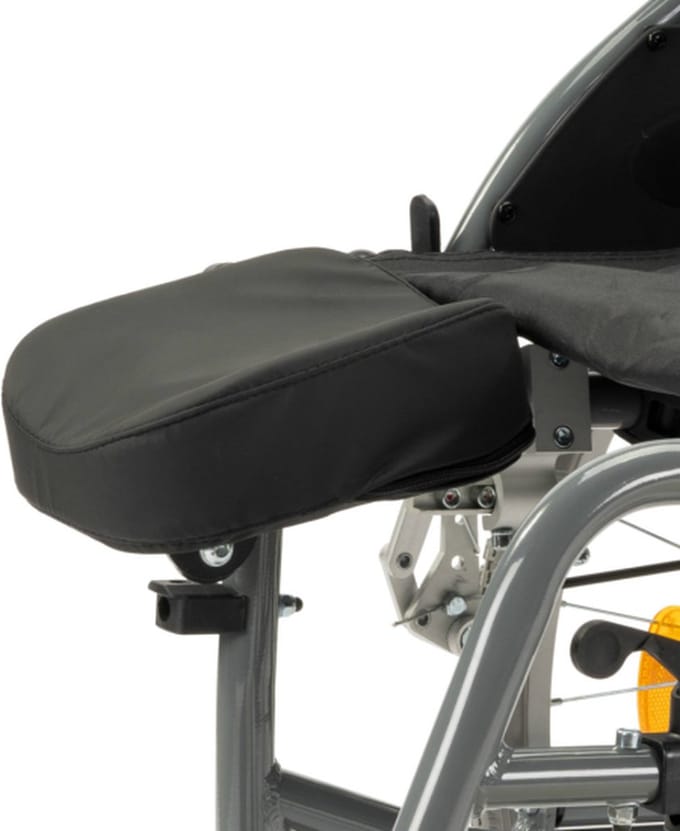 Stompsteun Rolstoel MultiMotion M5 - Links