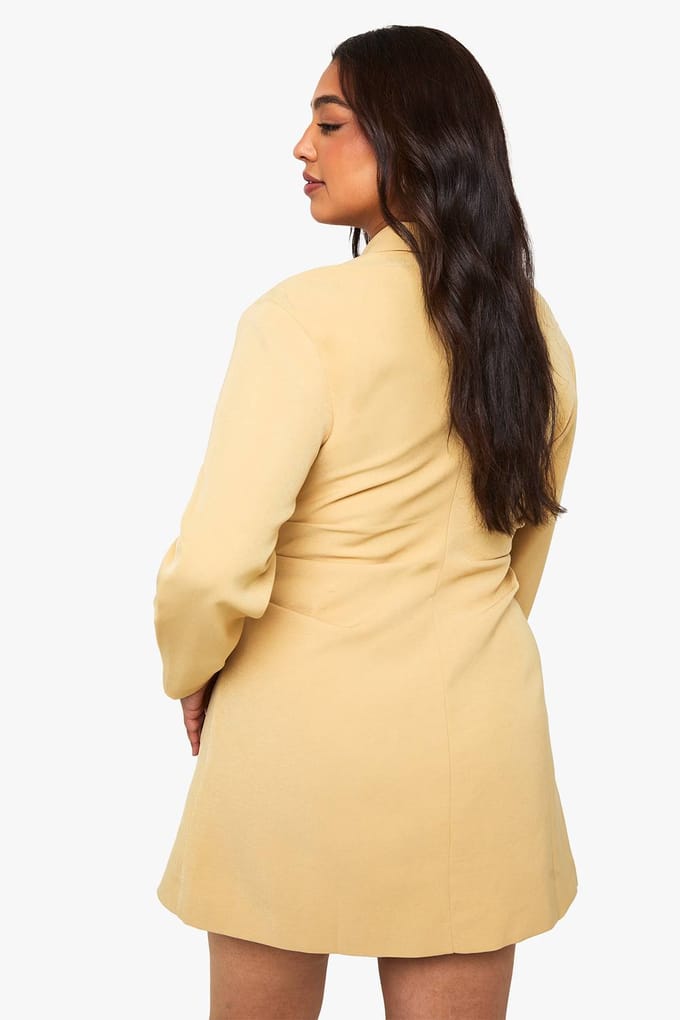 boohoo Dames Plus Shirtjurk met gerafelde zijkanten | Ecru | Maat: 16