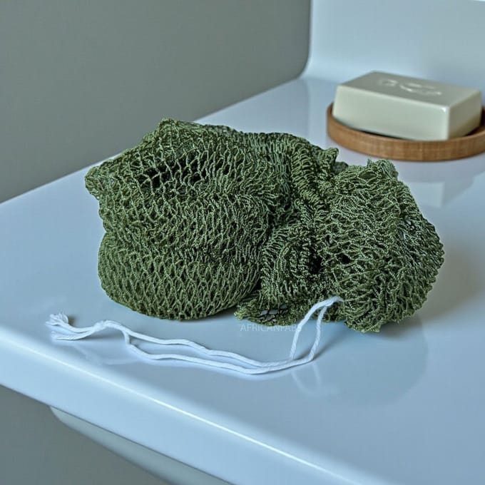 AfricanFabs® Afrikaanse spons / net sponge - traditionele SAPO spons / Ghanese scrub spons - Legergroen