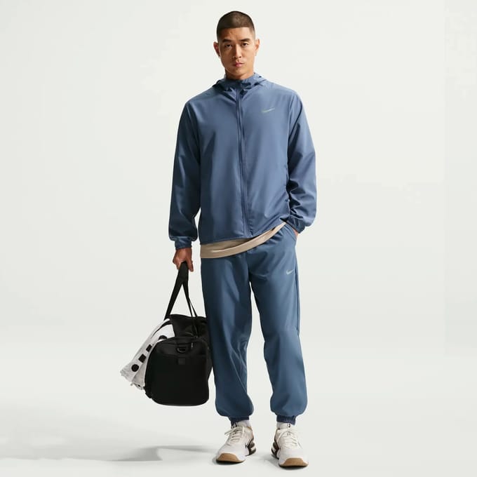 Jogging Nike Form