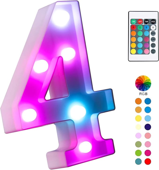 Lichtgevend Cijfer 4 - 22 cm Hoog - RGB Met Afstandsbediening - op Batterijen