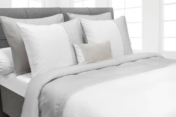 HNL Refined Satin Dekbedovertrek Joy - White/Glacier Grey 140x200/220