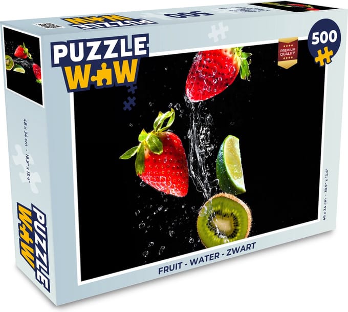 Puzzel Fruit - Water - Zwart - Stilleven Aardbei - Kiwi - Legpuzzel - Puzzel 500 stukjes
