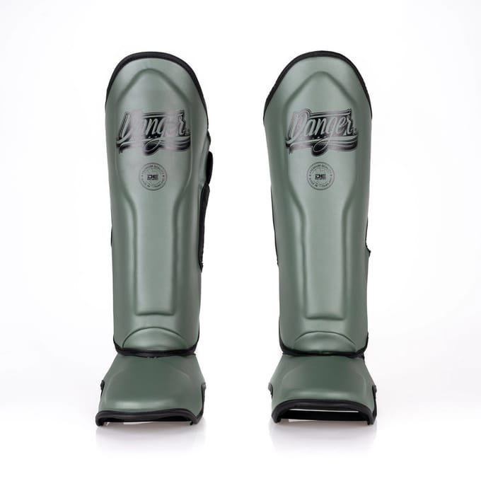 Danger Supermax Scheenbeschermers - Army Edition - Echt Leer - Legergroen - Maat S