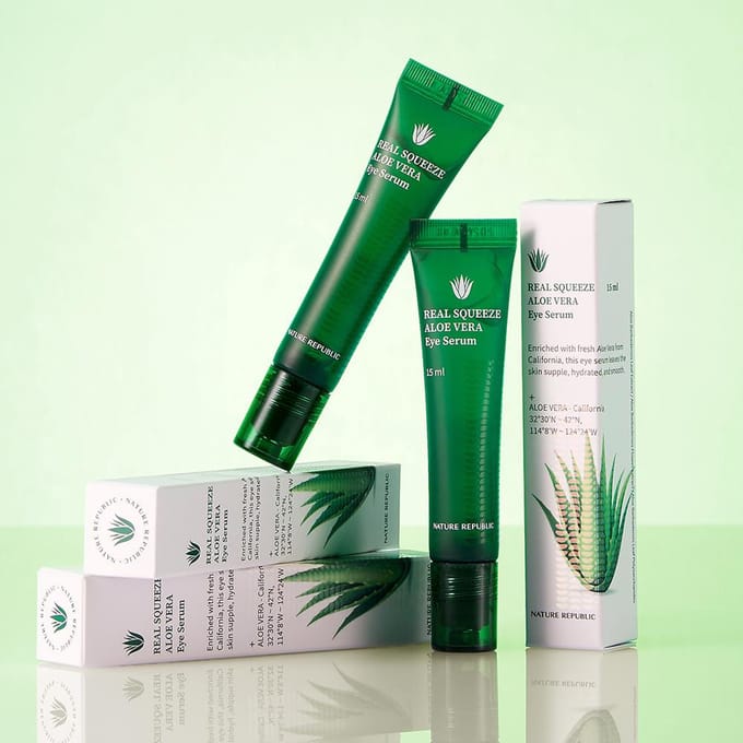 Nature Republic Real Squeeze Aloë Vera Oogserum (15 ml) green