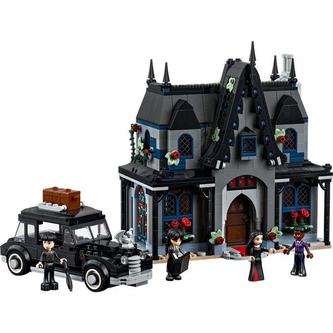LEGO 76786 Wednesday Morticias Country House