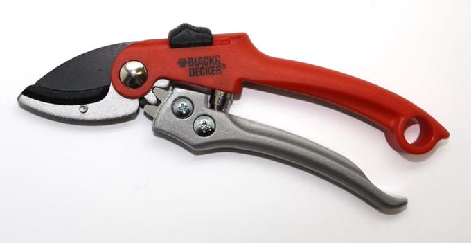 BLACK+DECKER  Snoeischaar - aambeeld