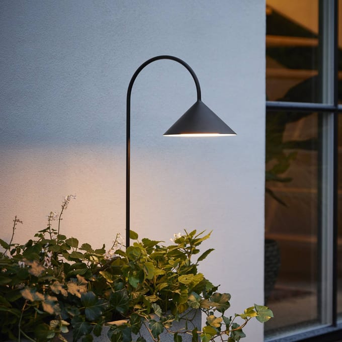 FRANDSEN LED grondspies lamp Grasp, zwart, hoogte 82 cm, IP44