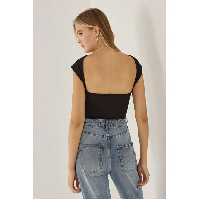 Open Rug Crop Top