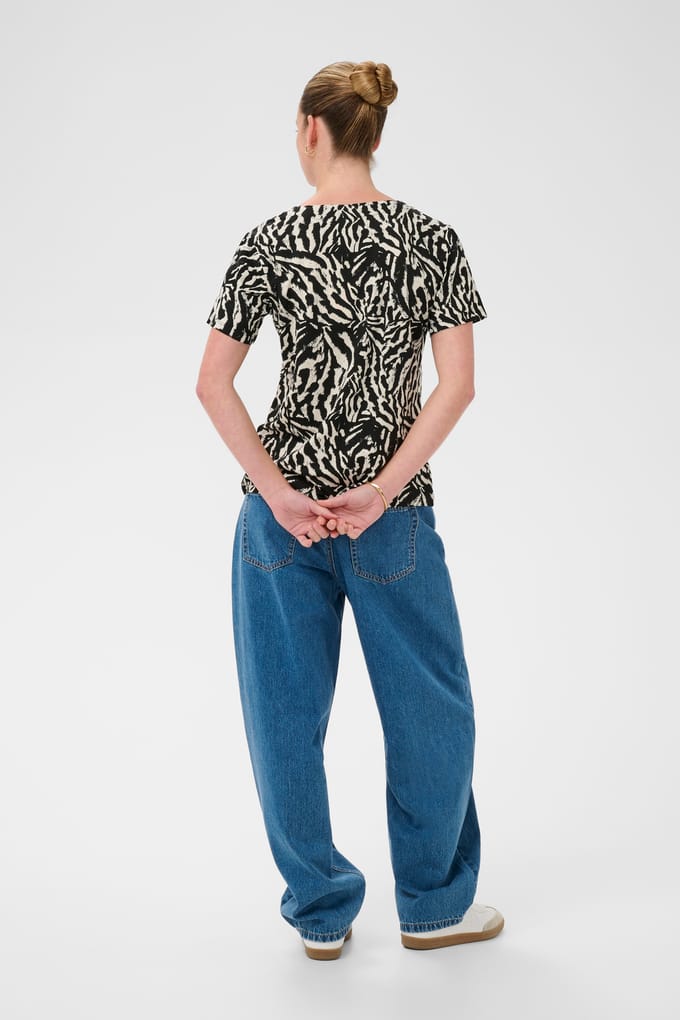 T-shirt KAbella T-shirt Regular fit