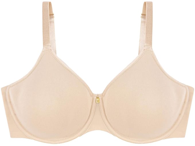 Triumph Minimizer-BH Body Make-Up Essentials
