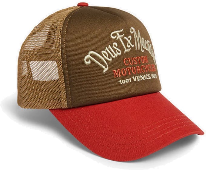 DEUS Encounters Trucker cap - Taupe Combo