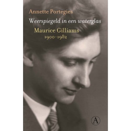 Weerspiegeld In Een Waterglas - Annette Portegies
