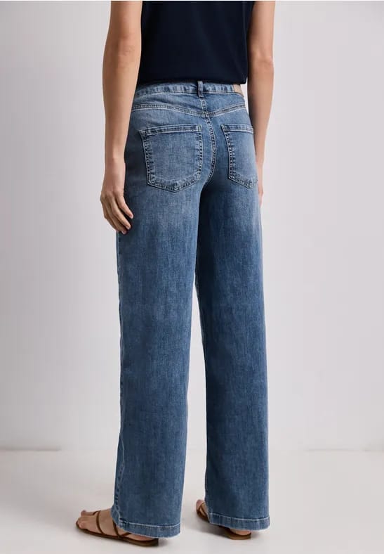 Wide Legs jeans met knoopdetails