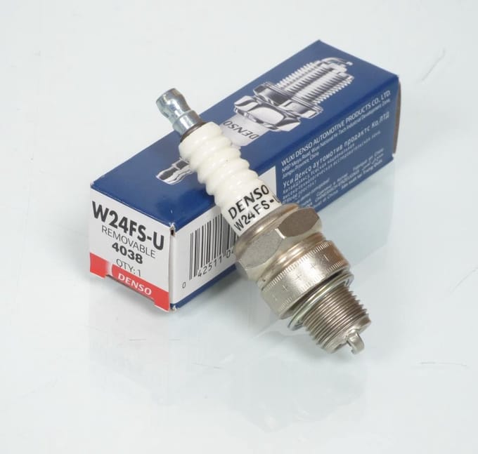 Denso-bougie voor auto's, type B8HS, nieuw