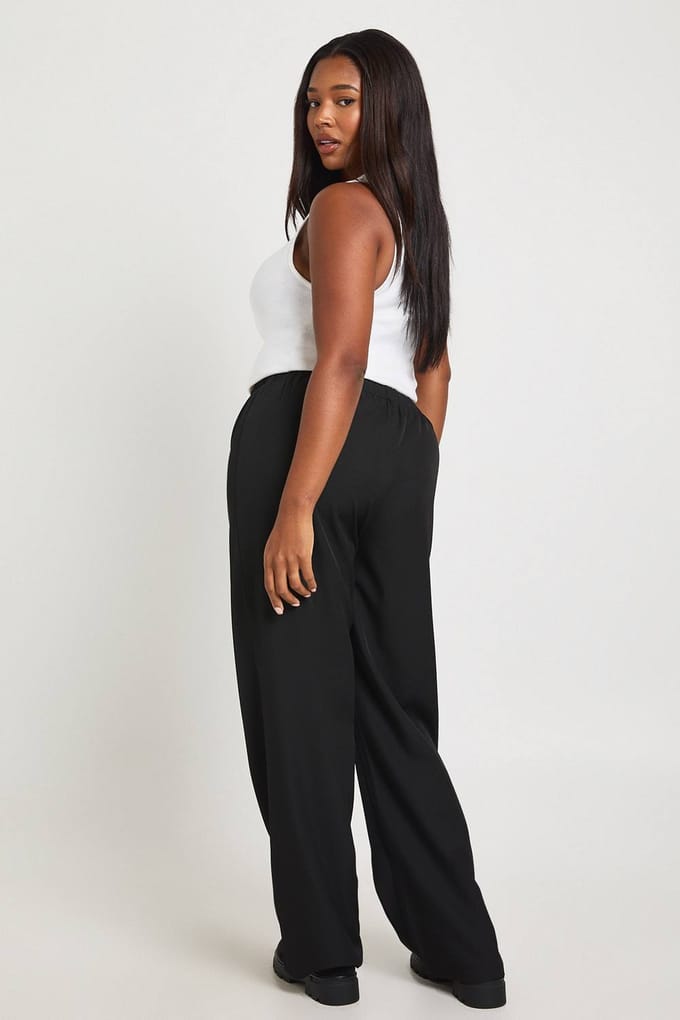 Dames Plus Boohoo Basics Getailleerde Toelopende Broek | Black | Maat: 20