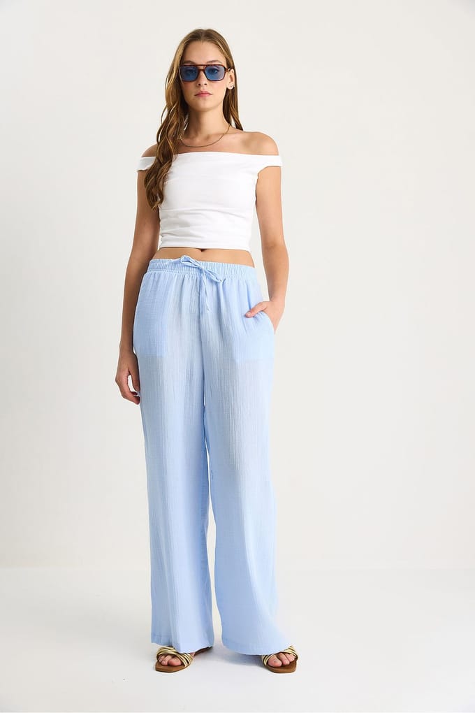 Hoge Taille Rechte Broek met Riemkoord Taille