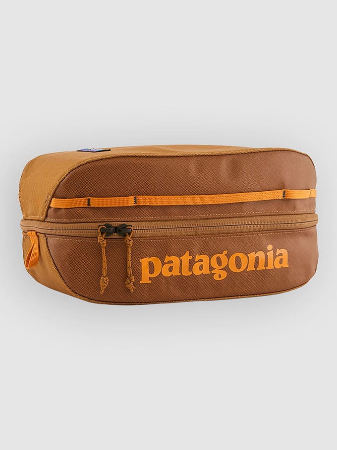 Patagonia Black Hole Cube 6L Rugzak bruin
