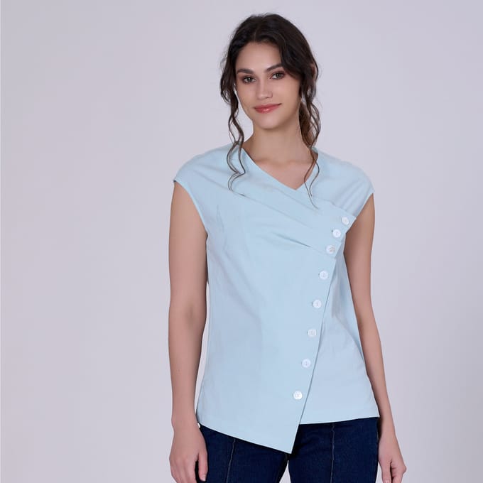 Geplooide asymmetrische top met dubbele borst
