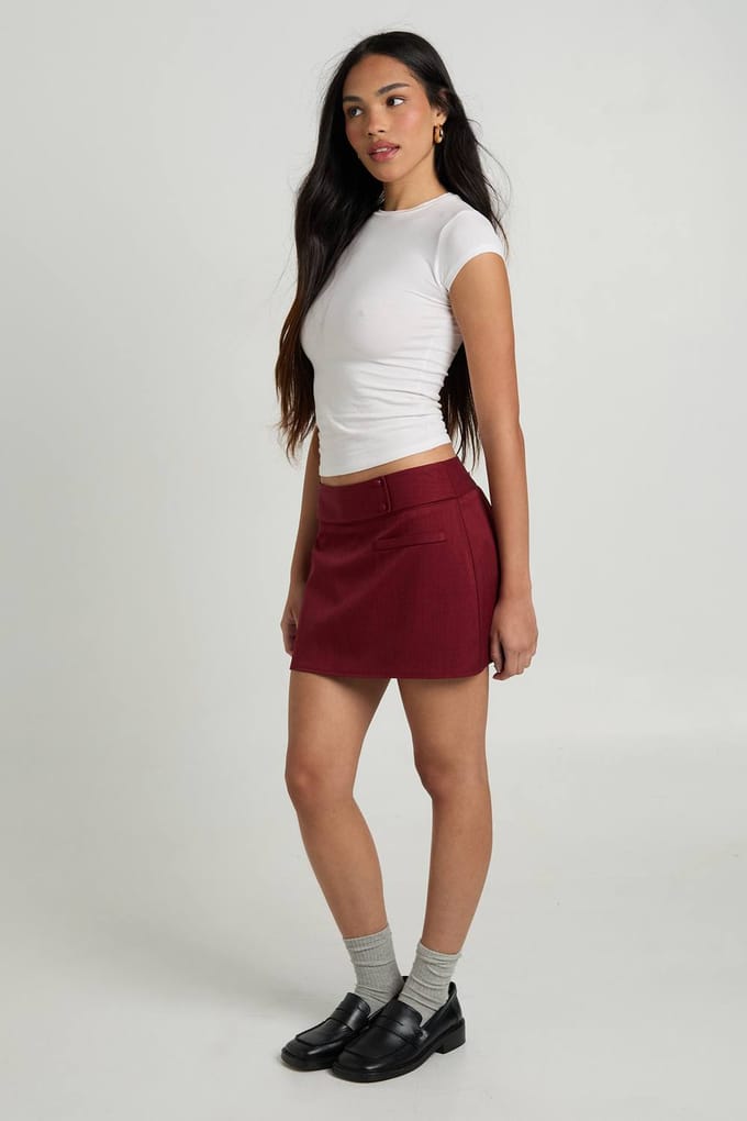 boohoo Dames Geweven Gemêleerde Skort met Knoopdetail | Wine | Maat: 16