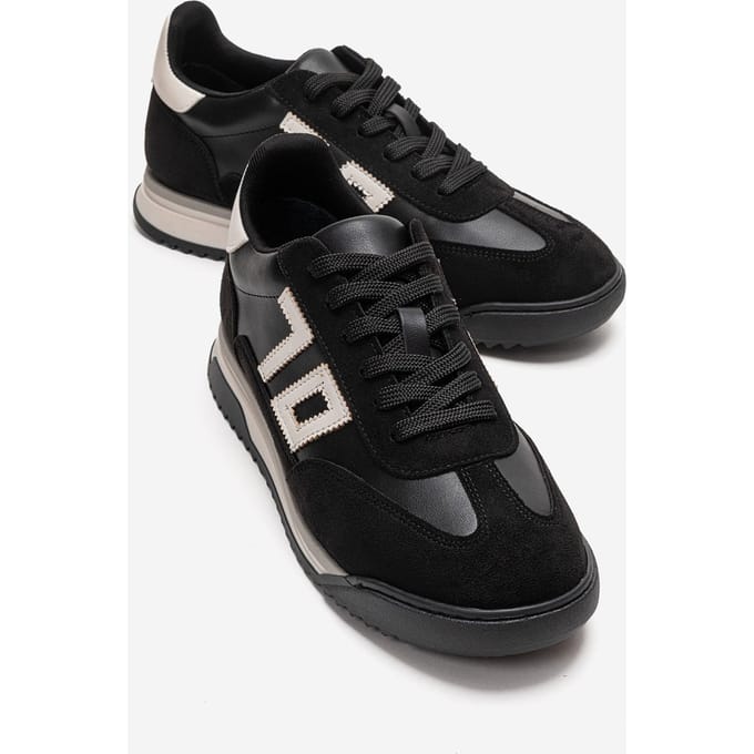Arvon Sneaker