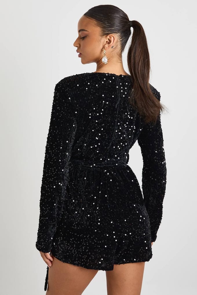 boohoo Dames Fluwelen Pailletten Wrap Playsuit | Black | Maat: 8