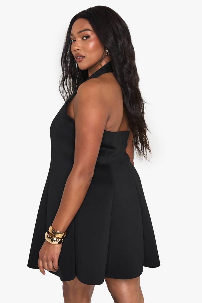 boohoo Dames Plus gestructureerde panelen skaterjurk | Black | Maat: 18