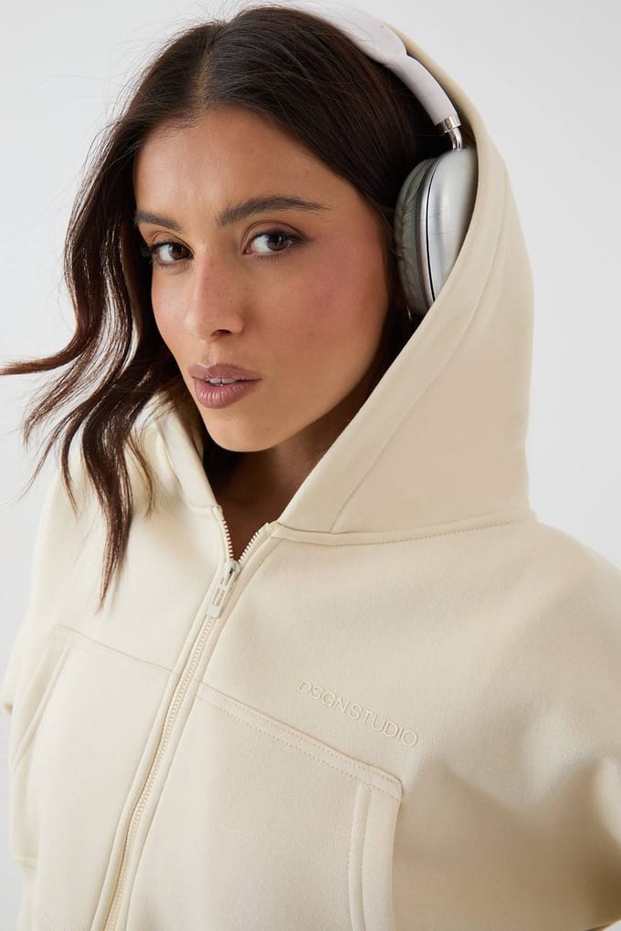 Dames DSGN Studio Boxy Crop Zip Through Hoodie | Cream | Maat: XL