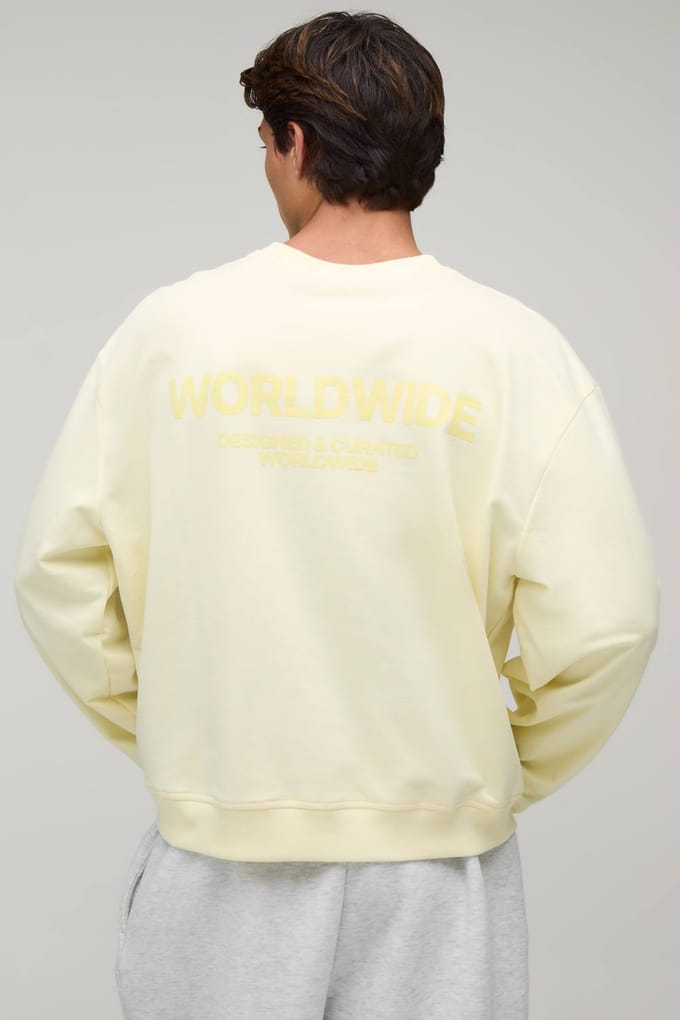 Oversized Boxy Sweatshirt Met Worldwide Print | Yellow | Size Small