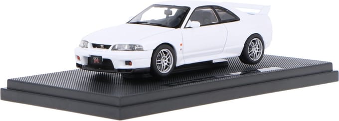Nissan Skyline GT-R R33 V Spec 1995 - 1:43 - Ebbro