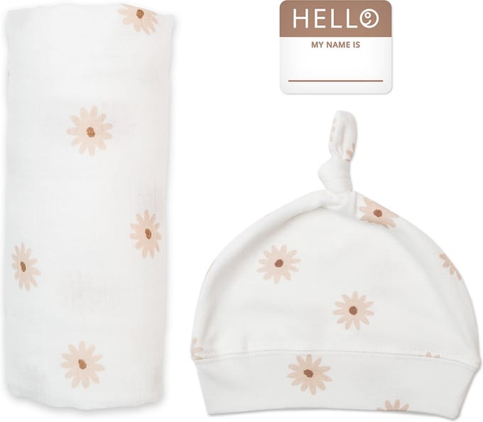 Lulujo Hello World Swaddle & Mutsje - Daisies