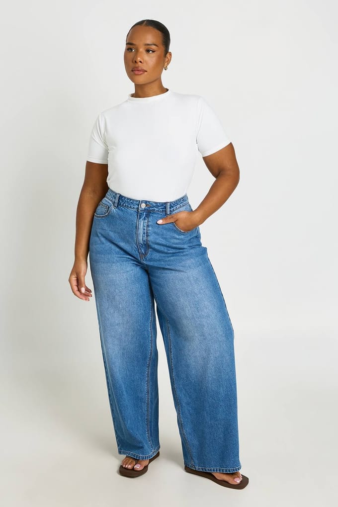 boohoo Dames Plussize Mid-rise Loose Fit Skater Jeans | Medium Gebleekt | Maat: 44