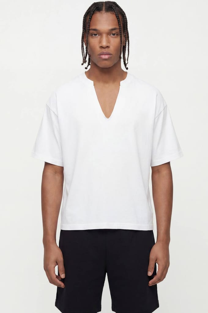 Oversized Boxy Distressed V Neck T-Shirt | White | Size Small
