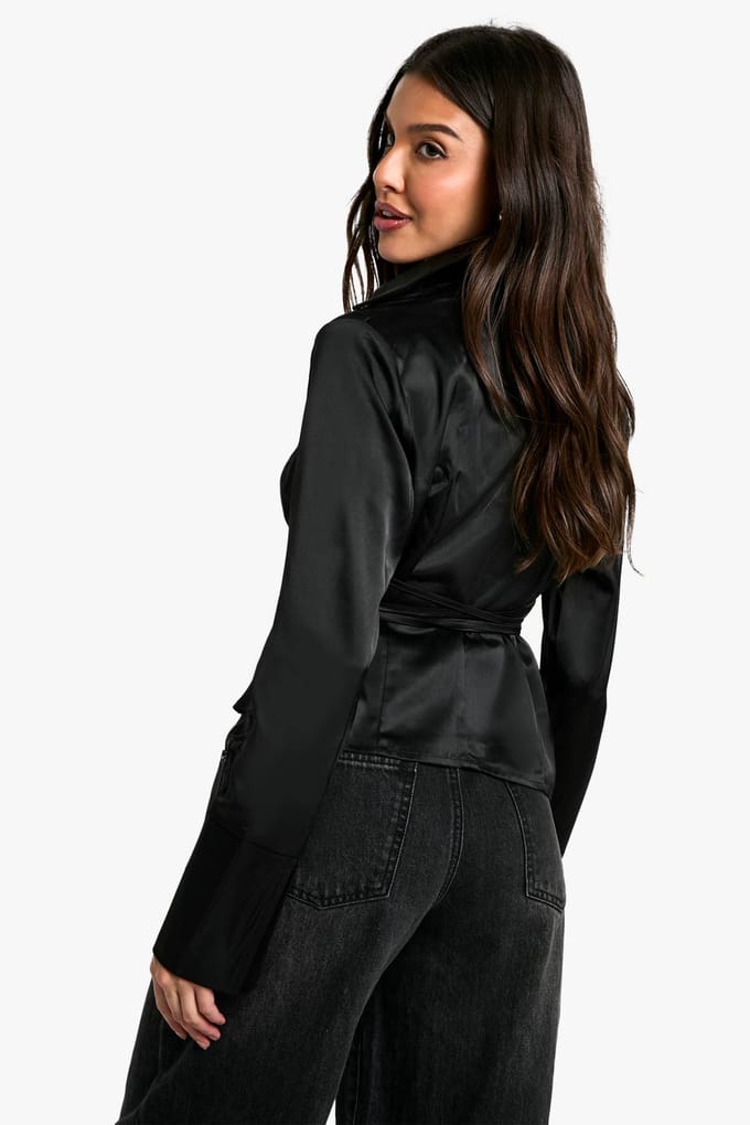 boohoo Dames Collared Deep Cuff Tie Shirt | Black | Maat: 10