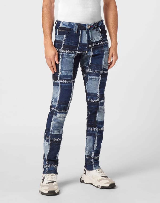Jeans Recht Model