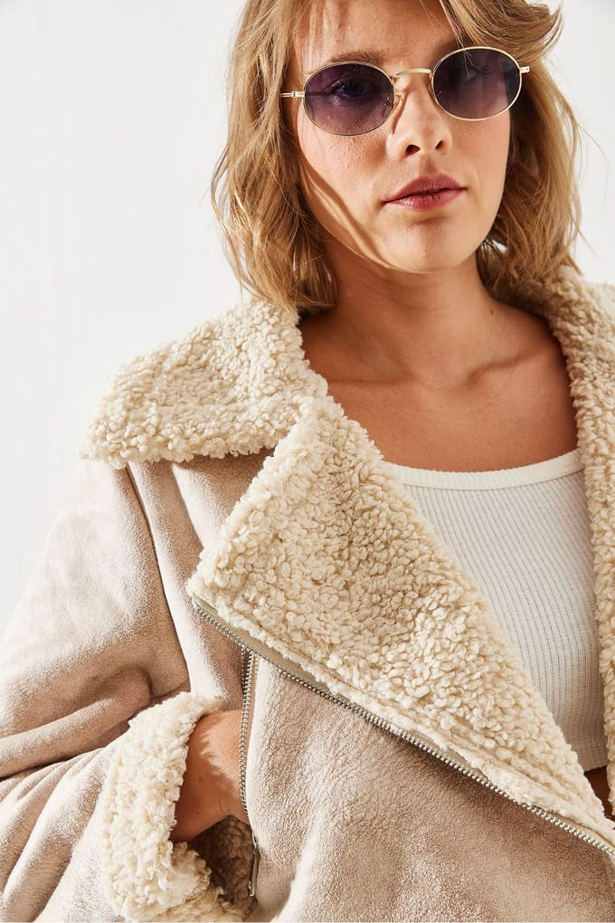 Synthetisch Leren Cropped Jas met Schouderkraag