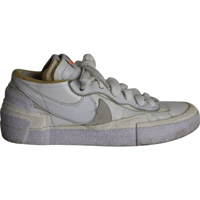 Nike x Sacai Blazer lage sneakers in wit lakleer