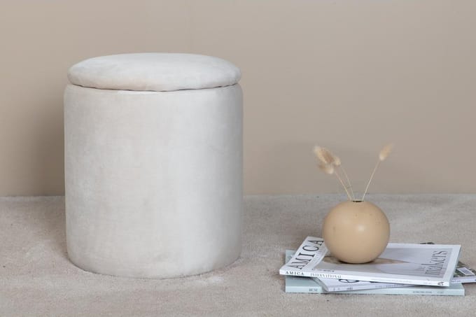 Svea - Zara poef - velvet - beige