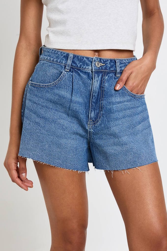 boohoo Dames Tall Flippy Wide Leg Denim Short | Medium Gebleekt | Maat: 42