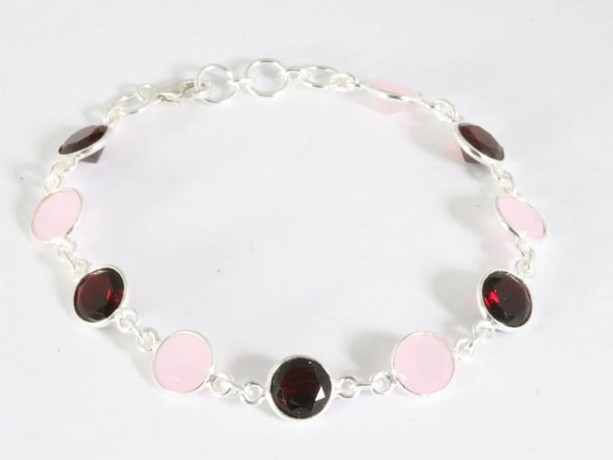 Zilveren armband met rozenkwarts en granaat