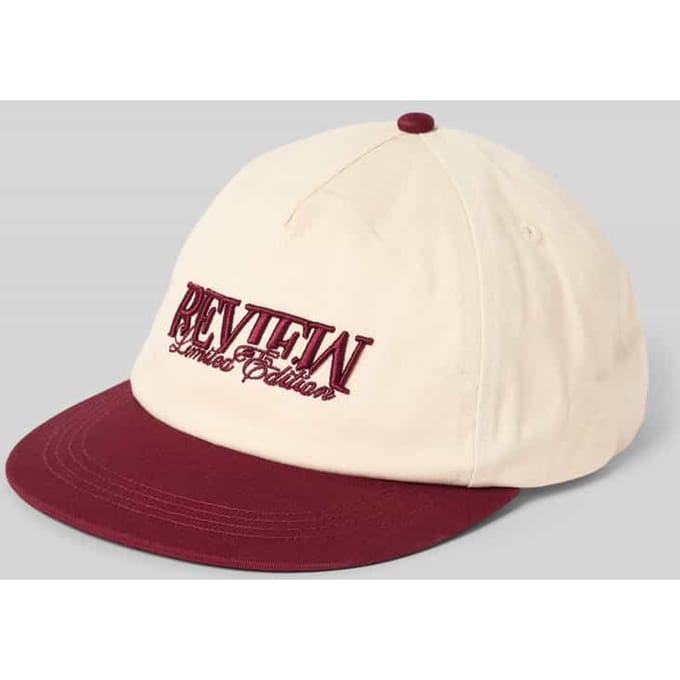 Pet met labelstitching