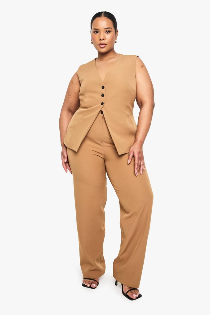boohoo Dames PLUS RECHTE BROKEN OP MAAT | Camel | Maat: 18