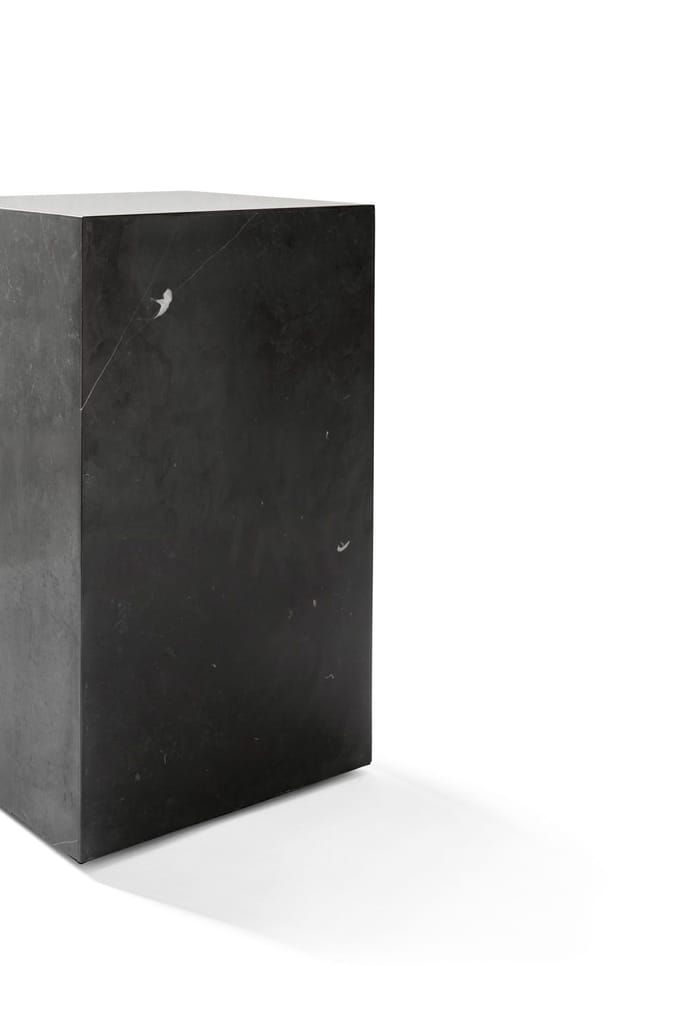 Audo - Plinth Tafel - zwart marmer - tall