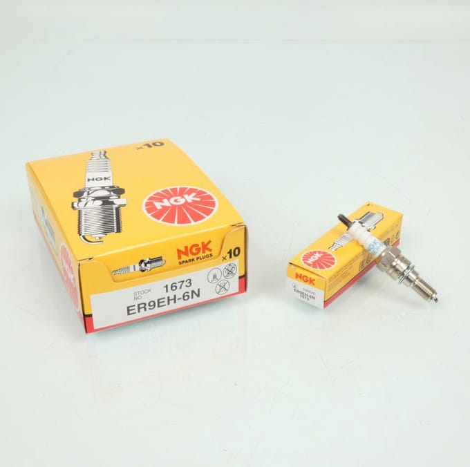 Bougie NGK voor Auto Piaggio vanaf 2010 ER9EH-6N / 1673 Nieuw