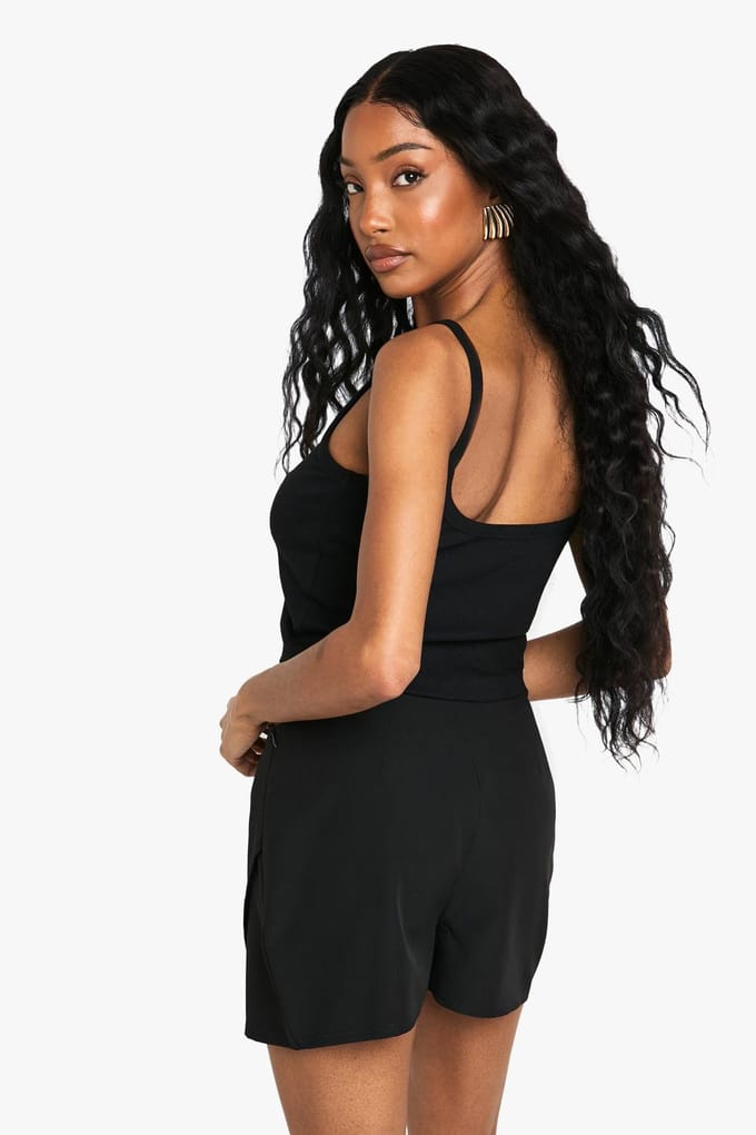 boohoo Dames Asymmetrische Mini Skort | Black | Maat: 6