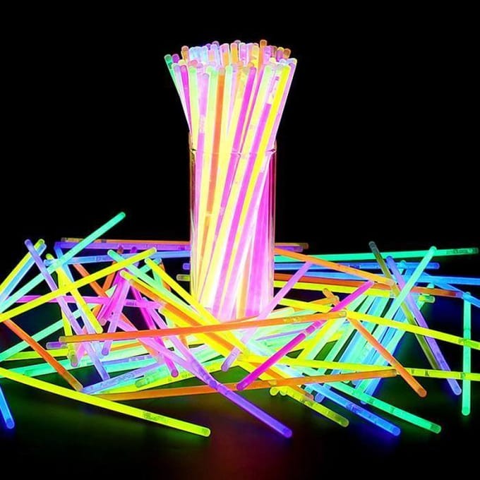 Bâtons Lumineux Fluorescents Pour Fête, 100 Pièces, Brille Dans La Nuit, Accessoires De Décoration Pour Fête