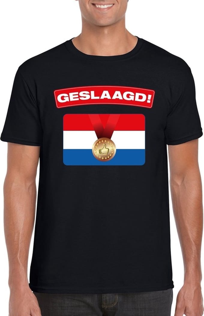 Geslaagd t-shirt zwart met vlag heren M